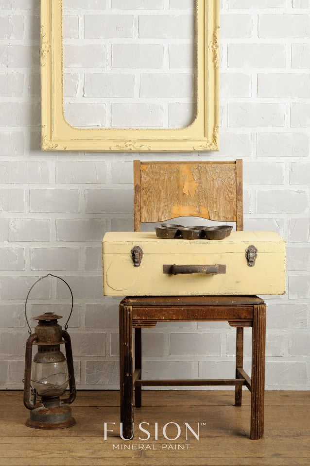 Mineral Paint Buttermilk Cream