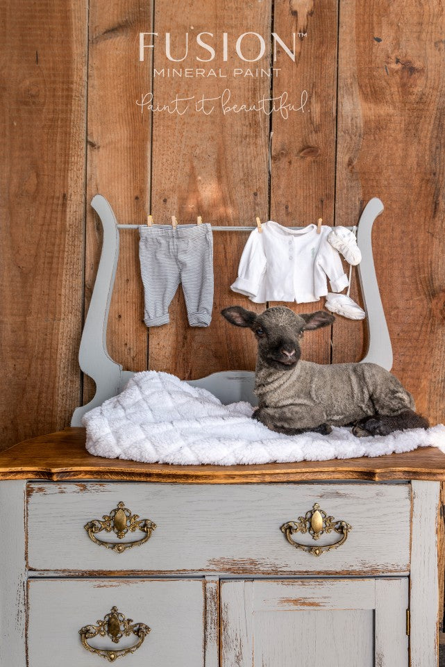 Mineral Paint Little Lamb